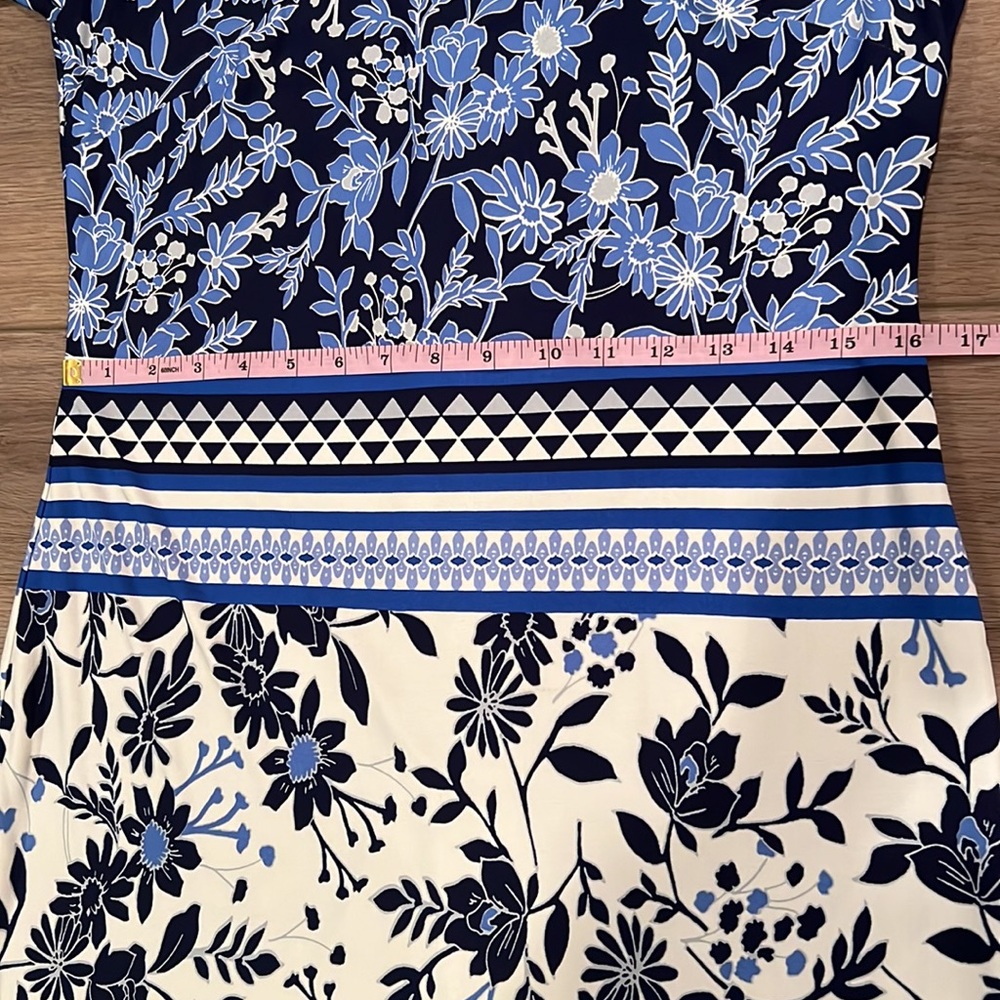NWOT Eliza J Floral Jersey Shift Dress Blue/White Size 6 - Picture 9 of 16